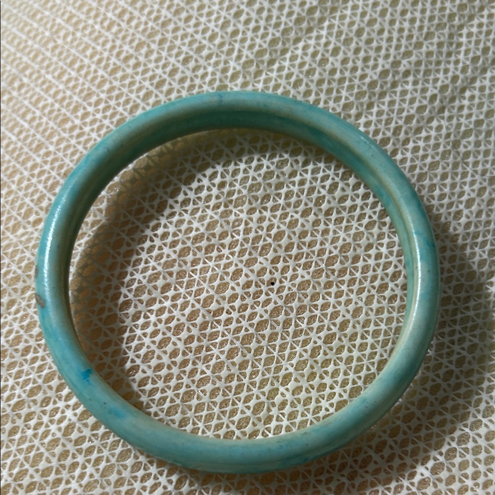 Set of Four Colorful Bangles - Picture 3 of 6